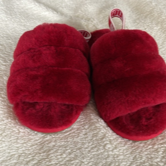 NWOT UGG fluffy slippers for girls size 12 - Picture 3 of 5